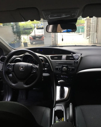 Honda Civic cena 72900 przebieg: 58000, rok produkcji 2017 z Gdynia małe 154